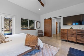 3 quartos, Wi-Fi de cortesia, roupa de cama