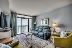 Smart TV, DVD player, stereo - 🏖️Large Oceanfront~Lazy River~Awesome Amenities~ Caribbean Resort 1807🏖️ (Myrtle Beach)