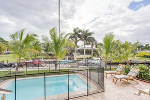 Apartment (3 Bedrooms) | Interior - Private Pool: Waterfront Stuart Townhome! (Stuart)