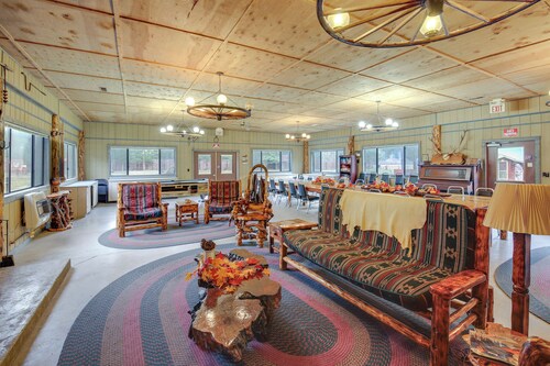 Serene Deborgia Hideaway: Hiking & Fishing Nearby