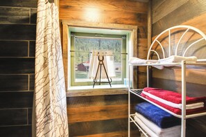 Apartment (0 Bedroom) | Interior - Serene Deborgia Hideaway: Hiking & Fishing Nearby (De Borgia)