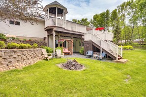 House (3 Bedrooms) | Interior - Lakefront Minnesota Vacation Rental w/ Dock (Annandale)
