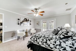 House (3 Bedrooms) | Interior - 5 Mi to Beach: Poolside Paradise in Lake Havasu! (Lake Havasu City)