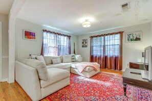 Interior - Pensacola Home in Historic East Hill Neighborhood (Pensacola)