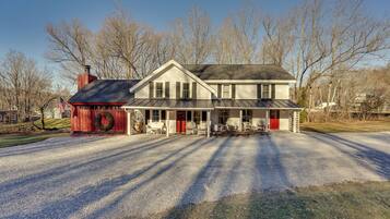 Apartment (2 Bedrooms) | Front of property