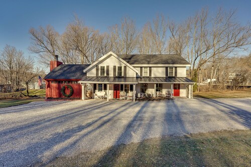 Inviting Chittenden Apartment Near Pico Mountain!