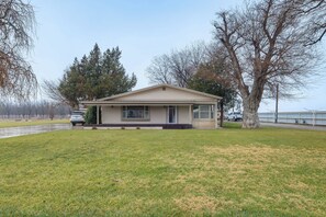 House (3 Bedrooms) | Front of property - Peaceful Artesia Vacation Rental w/ Orchard Views! (Artesia)