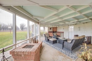 Interior - Peaceful Artesia Vacation Rental w/ Orchard Views! (Artesia)