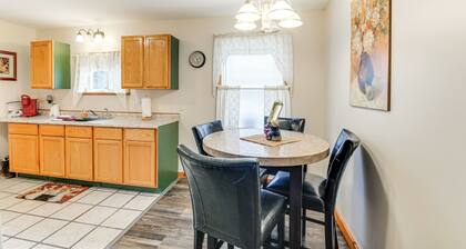 Charming + Cozy Cabin Near Lake Champlain!