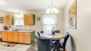 House (1 Bedroom) | Interior