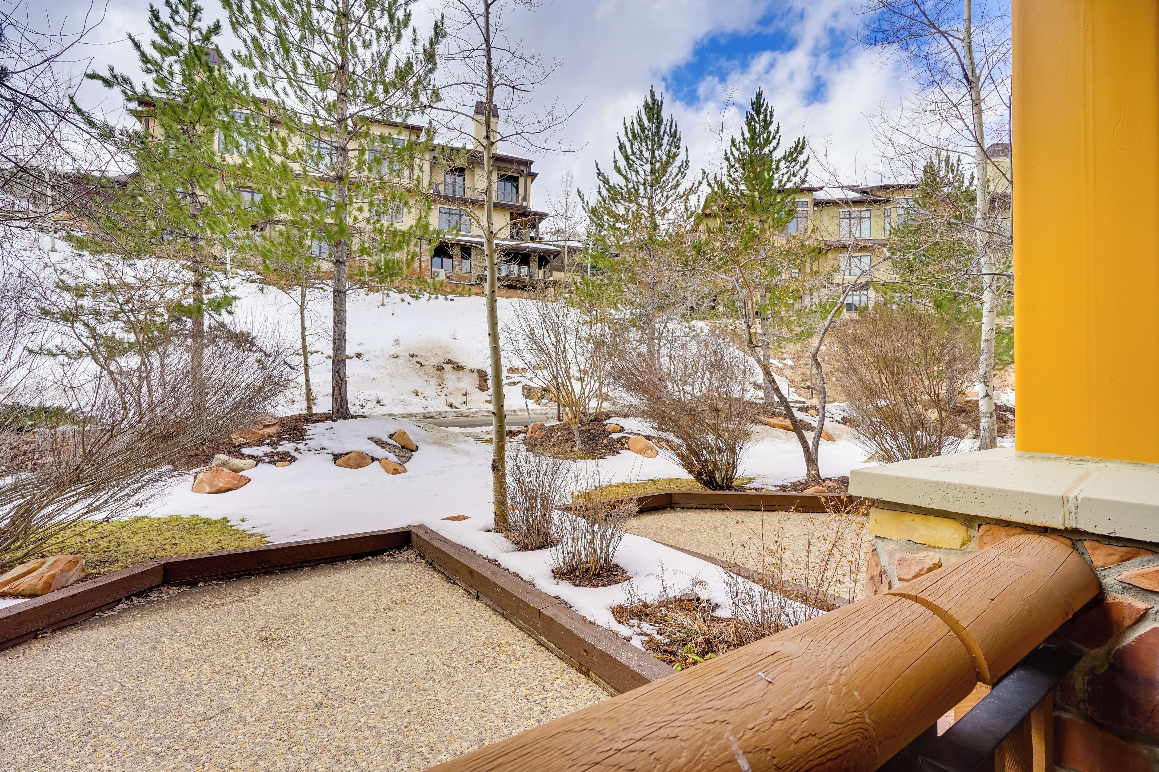 Apartment (0 Bedroom) | Interior