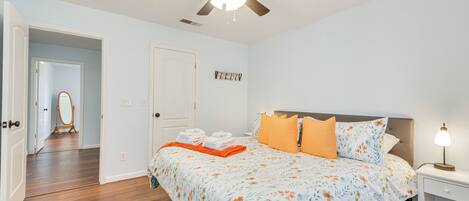 House (3 Bedrooms) | Interior