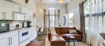 Cozy Alpine Cottage Near Casinos & Trails!