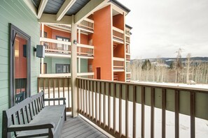 Apartment (2 Bedrooms) | Front of property