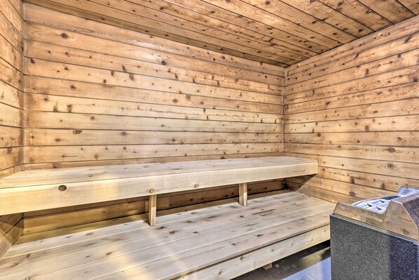 Interior - Easy Ski Shuttle Access! Winter Park Mtn Getaway (Winter Park)