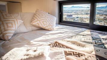 Basic Cabin, 2 Bedrooms, Kitchen, Mountain View | 2 bedrooms, soundproofing, free WiFi