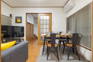 Dining - KiraKira House | Charming 3BR house | walk to the Yamanote line (Bunkyo City)