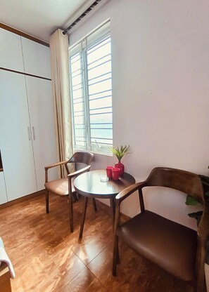 Basic Triple Room | Free WiFi - Sao Mai Hotel by Bay Luxury (Hanoi)