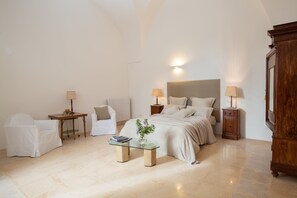 5 bedrooms, desk, WiFi, bed sheets - Ad un passo dai luoghi più belli del Salento (Scorrano)