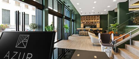 Sala de estar en el lobby