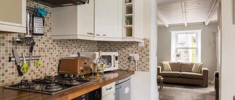 Cottage | Private kitchen