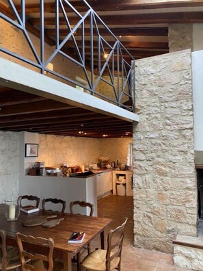 Dining - perfect 4 bedroom villa, with amazing view, full AC and infinity pool n. Orvieto (Scoppieto)