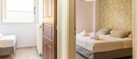 2 عدّة غرف نوم ومكواة/لوح كي وواي فاي مجانًا وملاءات أسرّة