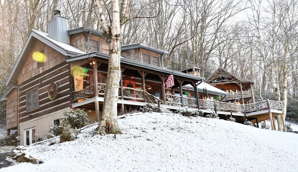 Exterior - The Lodge Banner Elk..minutes from Beech & Sugar skiing! (Avery County)