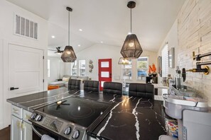 Interior - Downtown Phoenix Modern Retreat | 2 Homes in 1! (Phoenix)