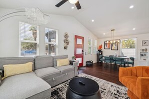 Smart TV y monitor de computadora 