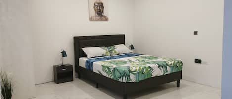 1 bedroom, iron/ironing board, free WiFi, bed sheets