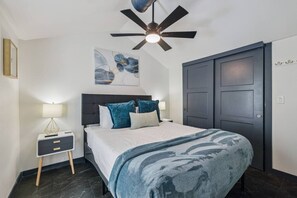 2 bedrooms, desk, iron/ironing board, free WiFi