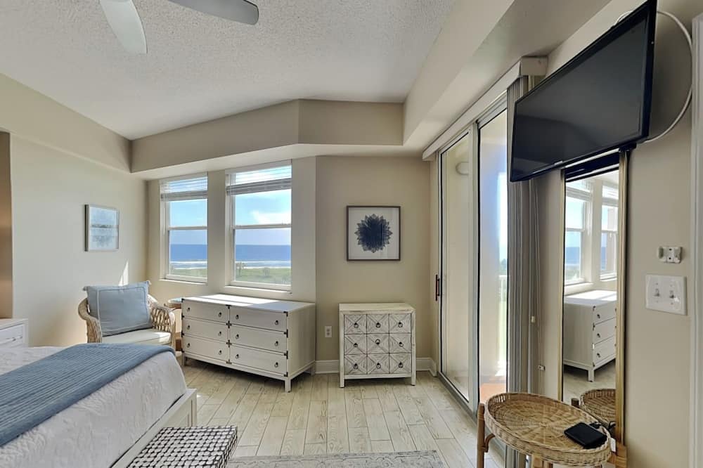 Surf Club by VTrips - Marineland, FL