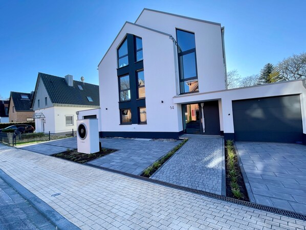 Exterior - NEU Luxuswohnung in Waldrandlage Nähe Köln Messe! (Leverkusen)