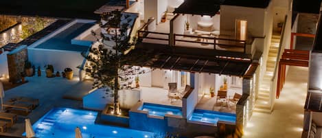 Front of property - evening/night