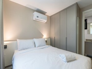 1 quarto, acesso à internet, roupa de cama