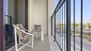 Deluxe Apartment | Balcony