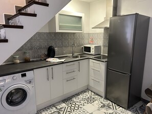 Private kitchen - Casa Rural Los Naranjos (Constantina)