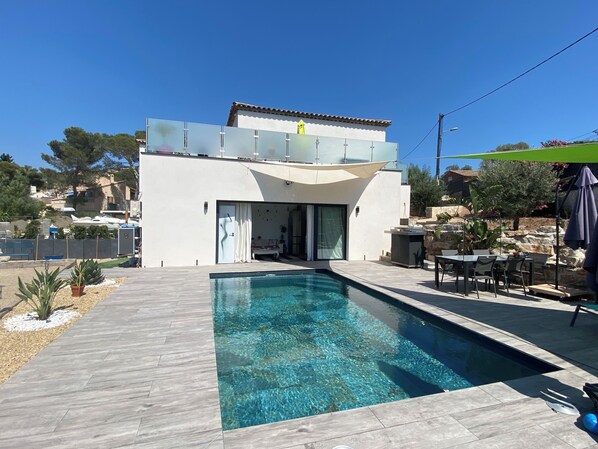 Pool - Villa with heated pool (Saint-Raphaël)