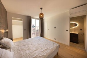 1 chambre, fer et planche à repasser, Wi-Fi, draps fournis