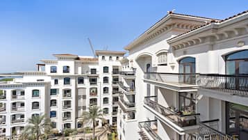 Apartemen Elite | Pemandangan balkon