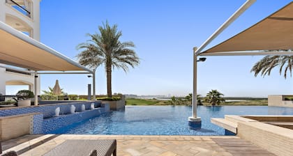 WelHome - Luxury Apt Close to Yas Water and Ferrari World