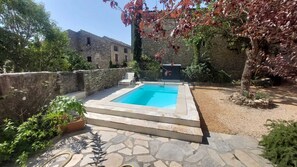 Alberca al aire libre