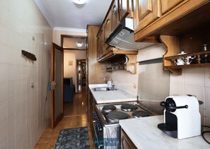 Private kitchen - MyStay - Esperança Apartments (Porto)