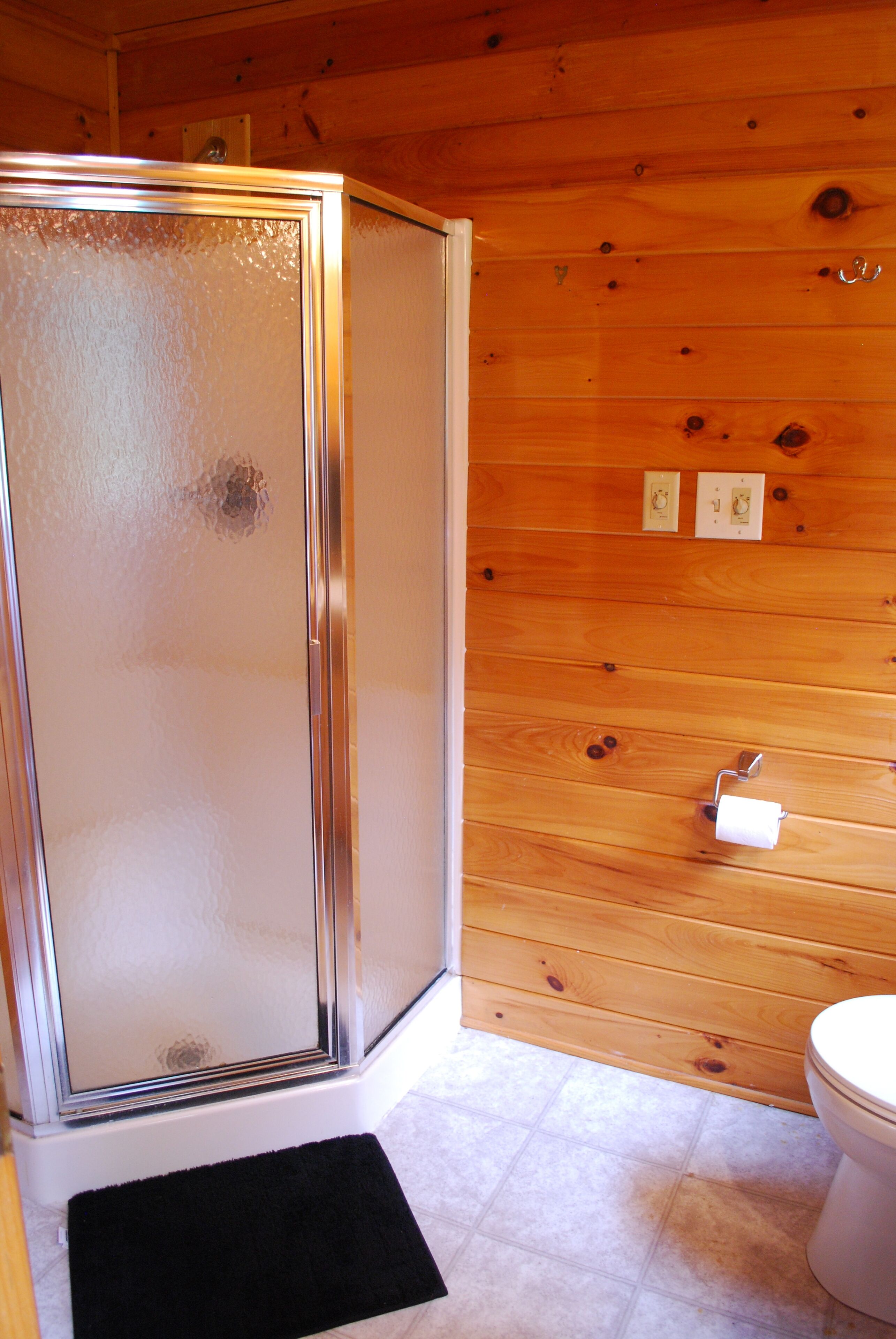 淋浴设施、毛巾