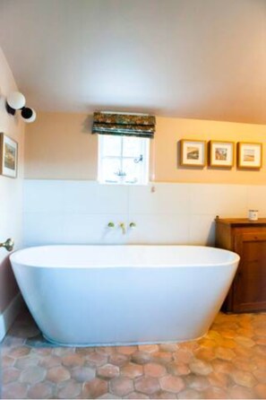 House | Bathroom