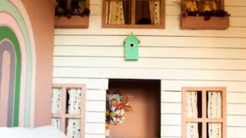 5 bedrooms, free WiFi