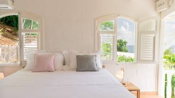 4 bedrooms, iron/ironing board, travel crib, free WiFi