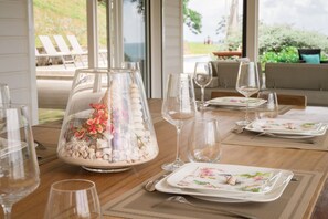 Dining - Bienvenue à la Villa Physareve Votre Résidence 4 Chambres de Rêve en Bord de mer (Le Robert)