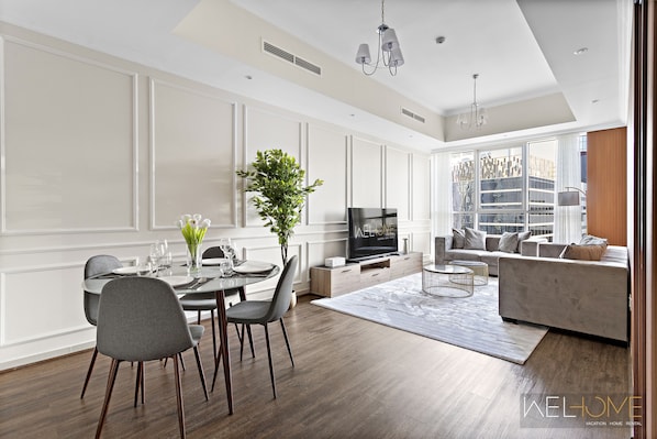 Elite Apartment | Dining room